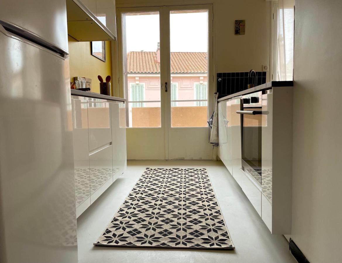 Hyper Centre Sanary 3 Chambres Parking Balcon Clim Wifi Екстер'єр фото